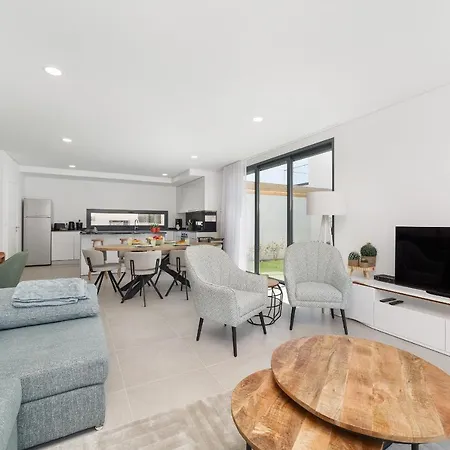 别墅 Paraiso - By Sch 圣马蒂纽·杜·波特